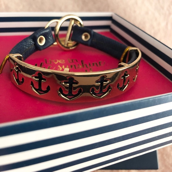 •Mudpie Barbados Icon Bracelet - Picture 4 of 8